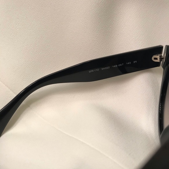 Prada glasses - Picture 5 of 8